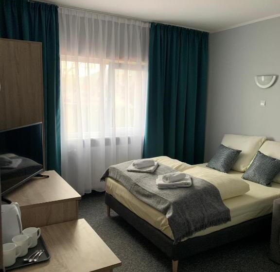 تختخواب و صبحانه Magnezja