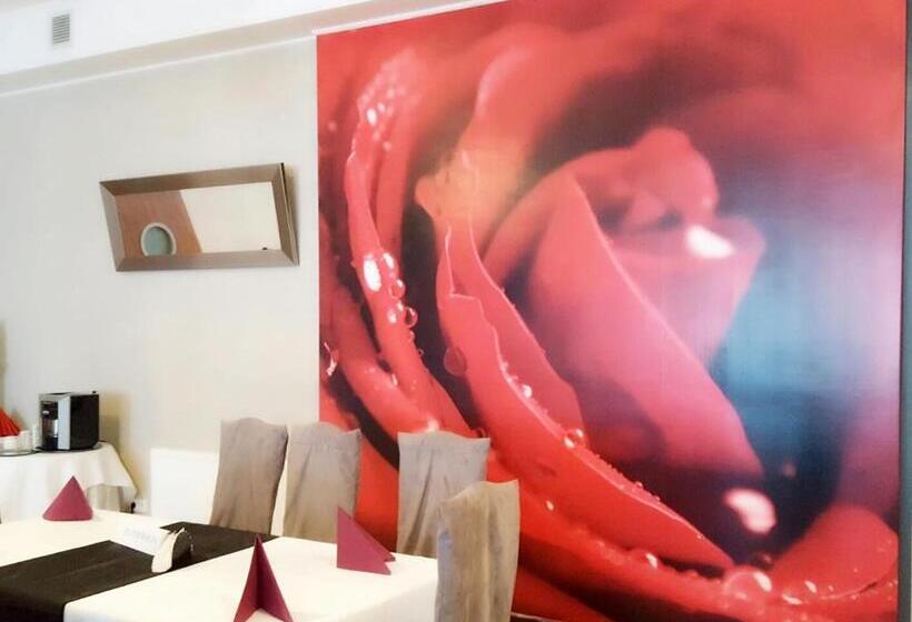 مبيت وإفطار Rezydencja Rosato