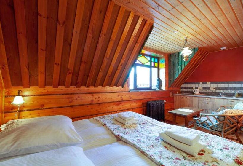 ホテル Farma Lama Dom Gościnny