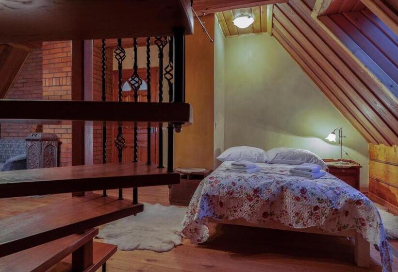 ホテル Farma Lama Dom Gościnny