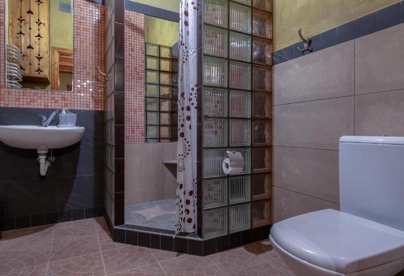 ホテル Farma Lama Dom Gościnny