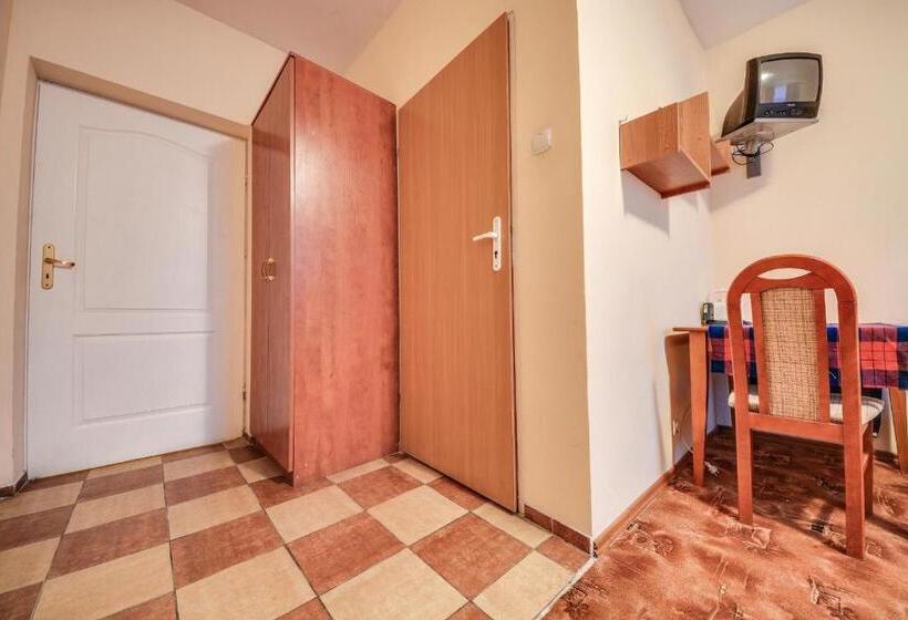 هتل Gościniec Strwiąż