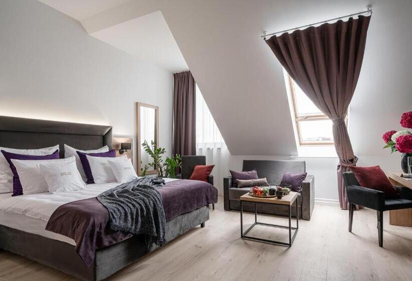 هتل Jazz Market Square Wroclaw