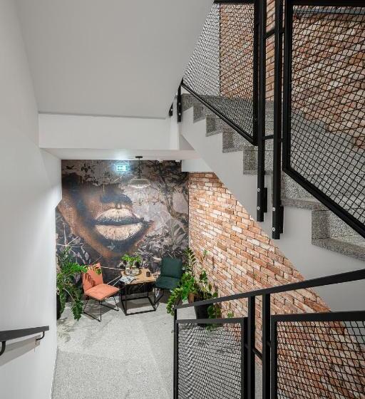 هتل Jazz Market Square Wroclaw