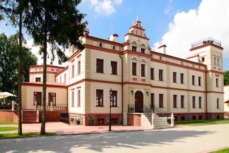 Отель Pałac Myślęta