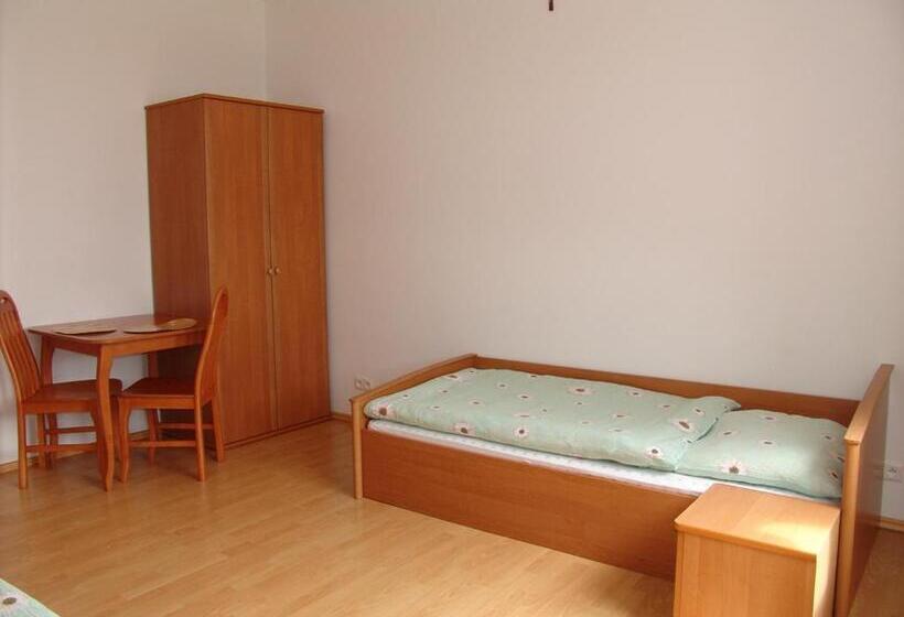 リゾートホテル Dom Pielgrzyma   Góra św Anny