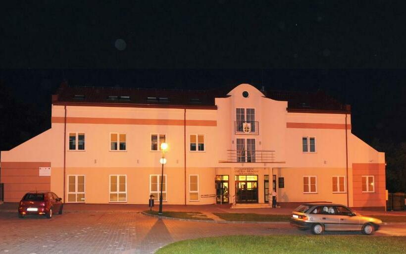 Общежитие Centrum Ostra Brama Im. Jana Pawła Ii