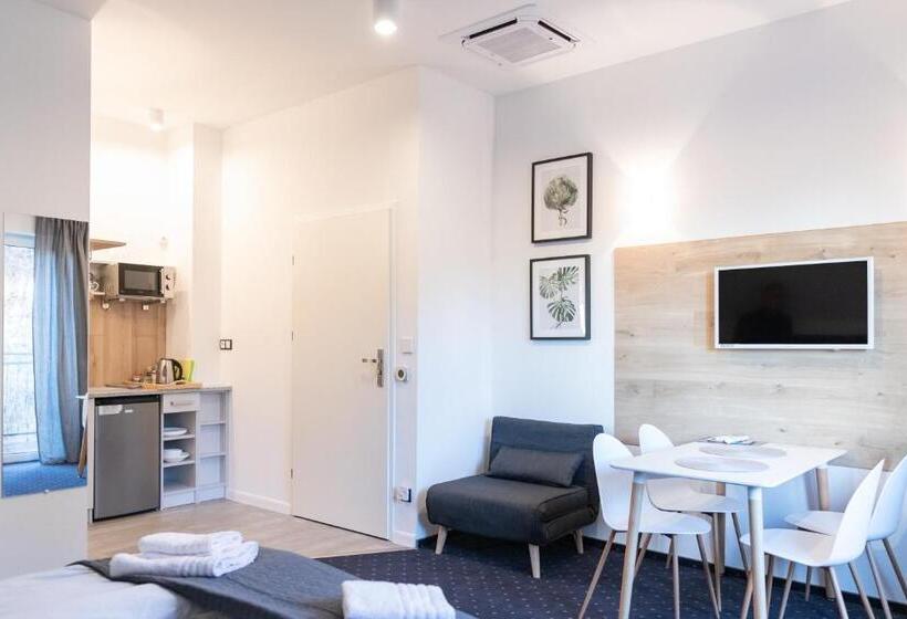 ベッドアンドブレックファースト Apartamenty Pod Zamkiem W Janowcu