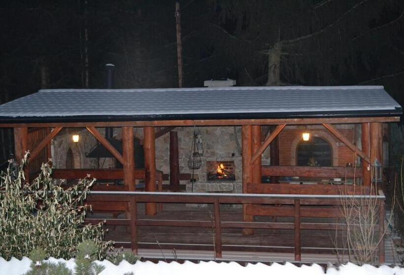 تختخواب و صبحانه Koliba