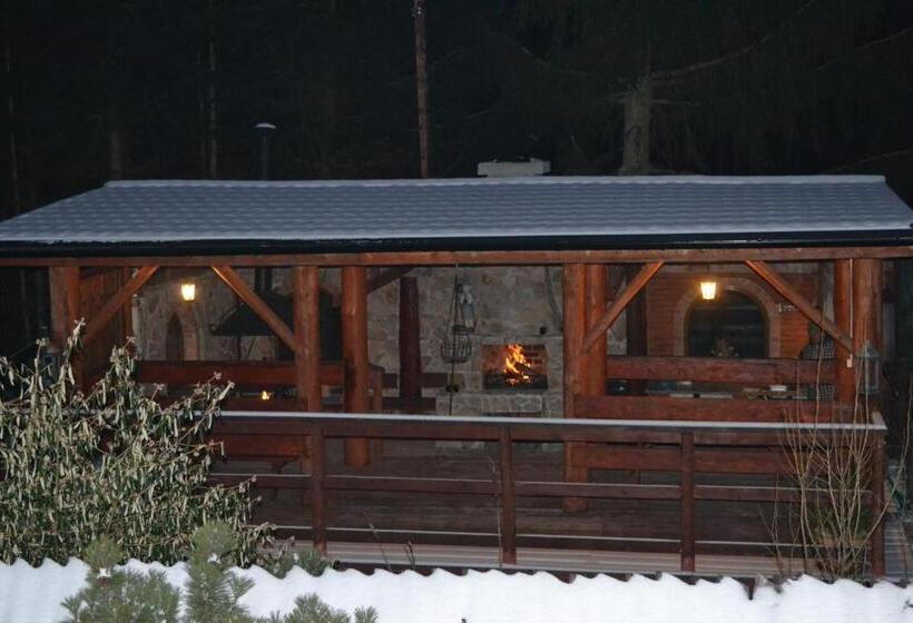 تختخواب و صبحانه Koliba