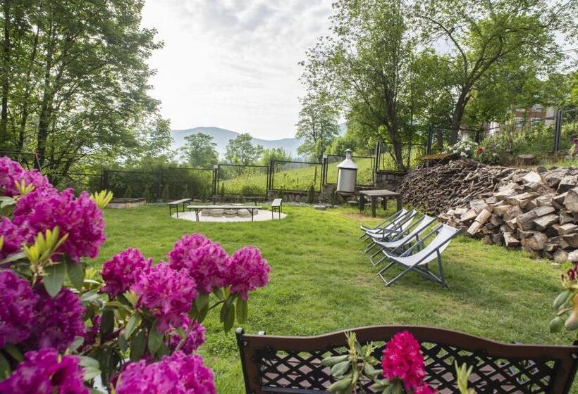 تختخواب و صبحانه Lawendowy Dworek