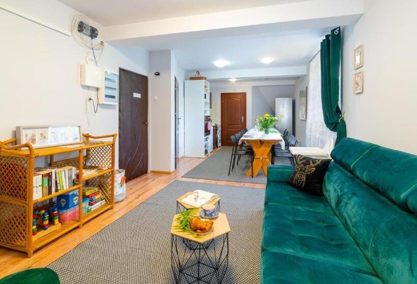 مبيت وإفطار Leśniczówka Pod śnieżką