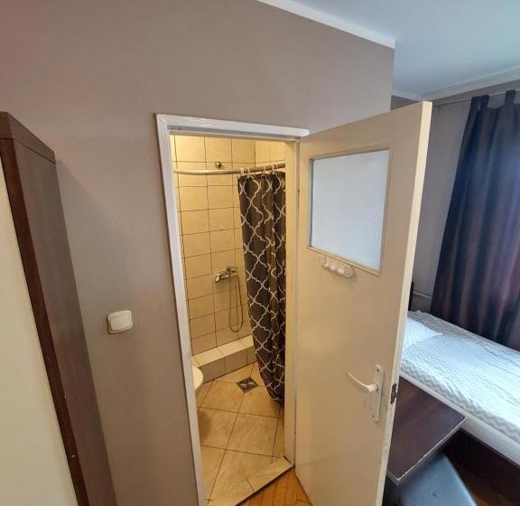 تختخواب و صبحانه Strzelec Noclegi