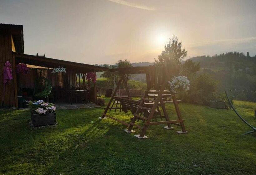 تختخواب و صبحانه U Skowronków