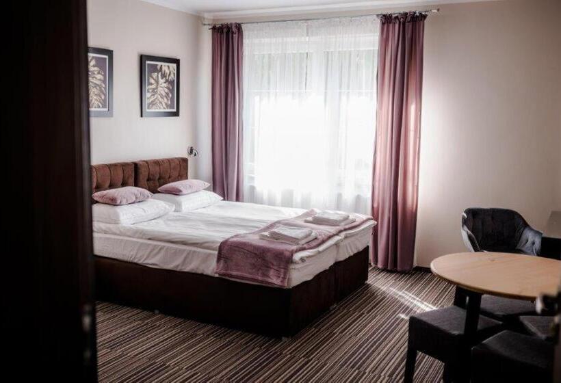 تختخواب و صبحانه Villa Paula