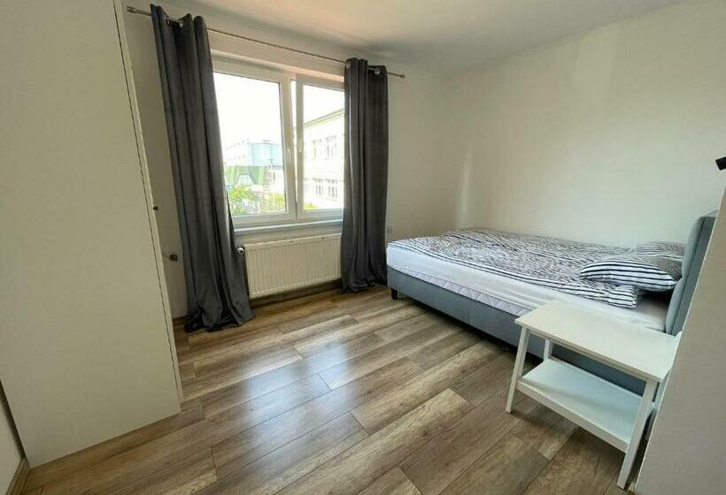 ベッドアンドブレックファースト Willa Mewa