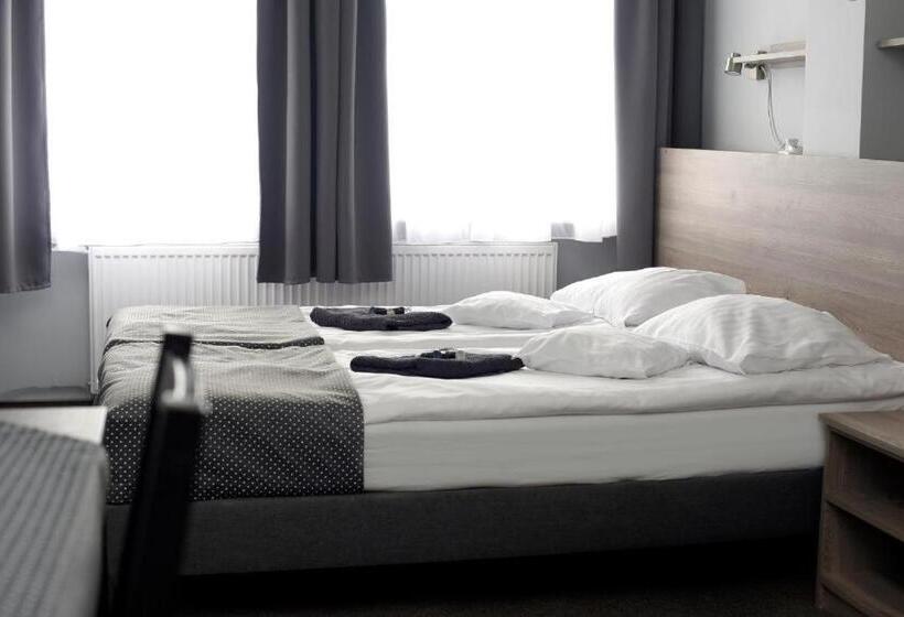Hostel Helios