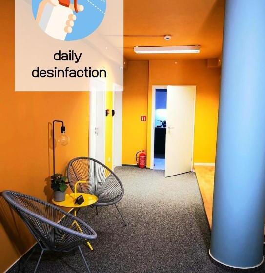 هتل کپسول Kapsuå‚y Bello Aparthostel