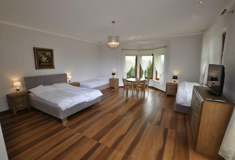 펜션 Apartamenty Sowiogórskie