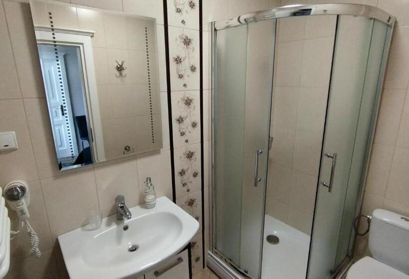 بنسيون Apartamenty I Pokoje Gościnne Kołodziejówka