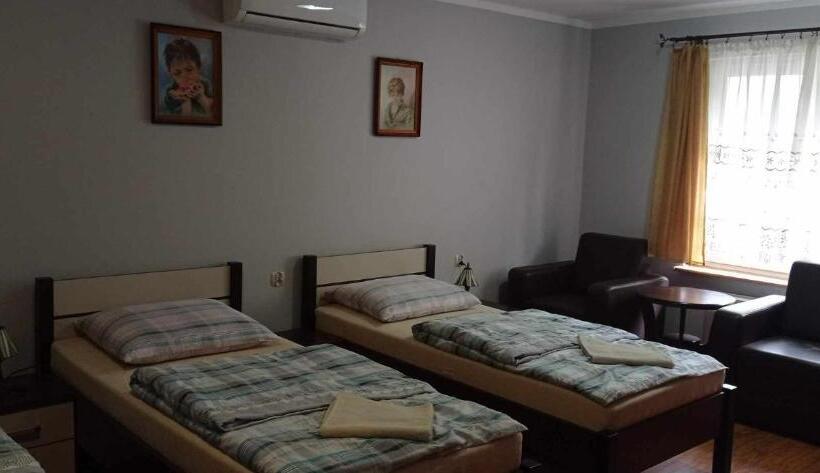 פנסיון Zajazd U Doktora