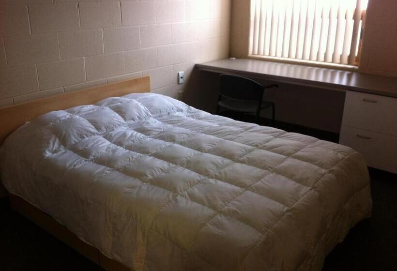 هاستل Residence & Conference Centre   Sudbury North