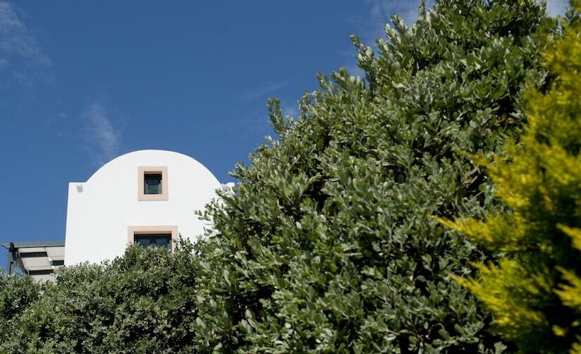 Anthonas Apartments