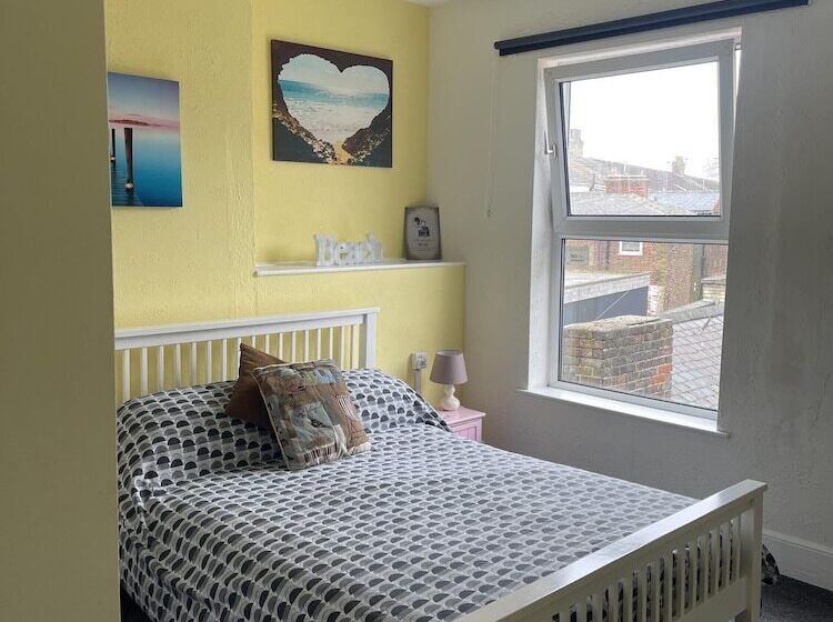 مبيت وإفطار Henry S On The Prom