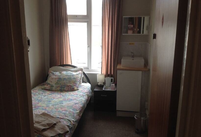 مبيت وإفطار Waverley Guest House