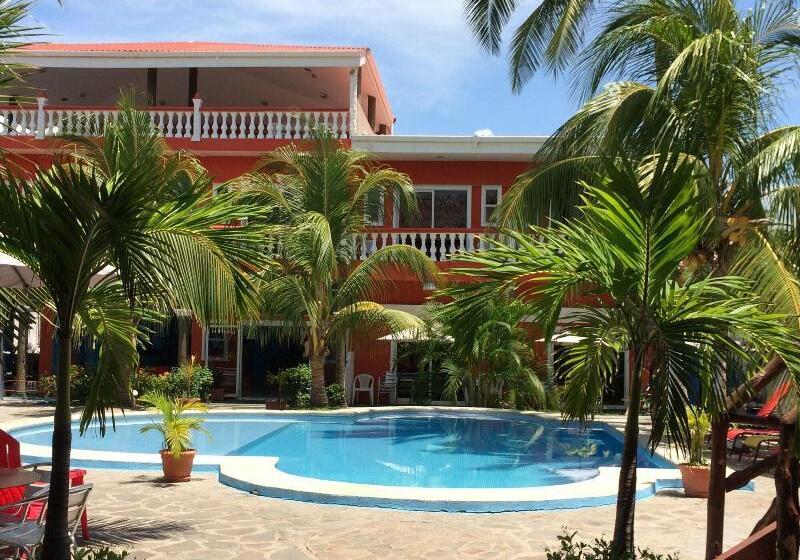 هتل Sabas Beach Resort