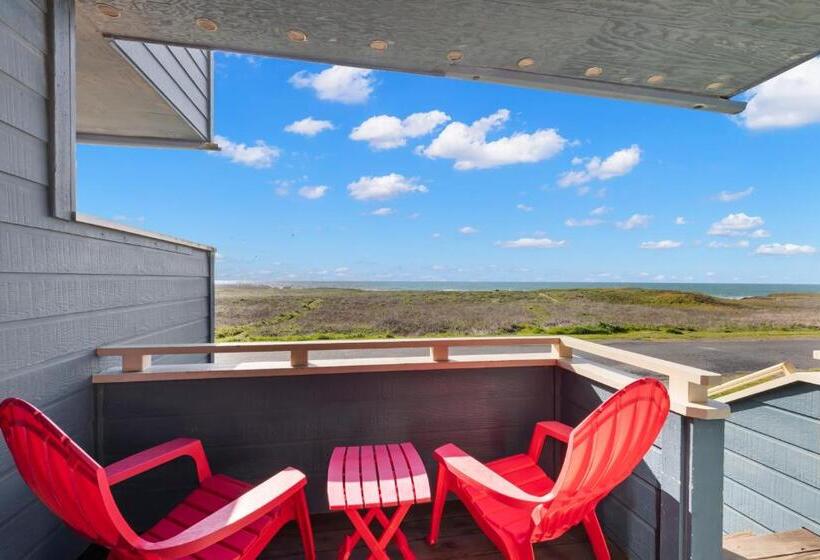 فندق Surf And Sand Lodge