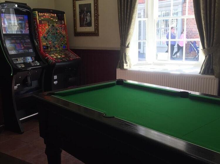 ホテル The George Inn