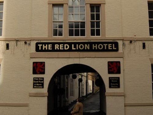 Отель The Red Lion & Dining