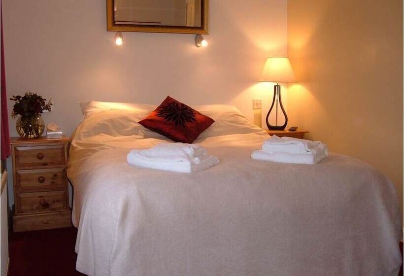 فندق The Wheatsheaf Inn