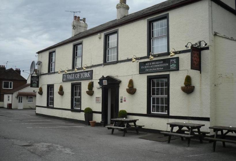 Отель Vale Of York