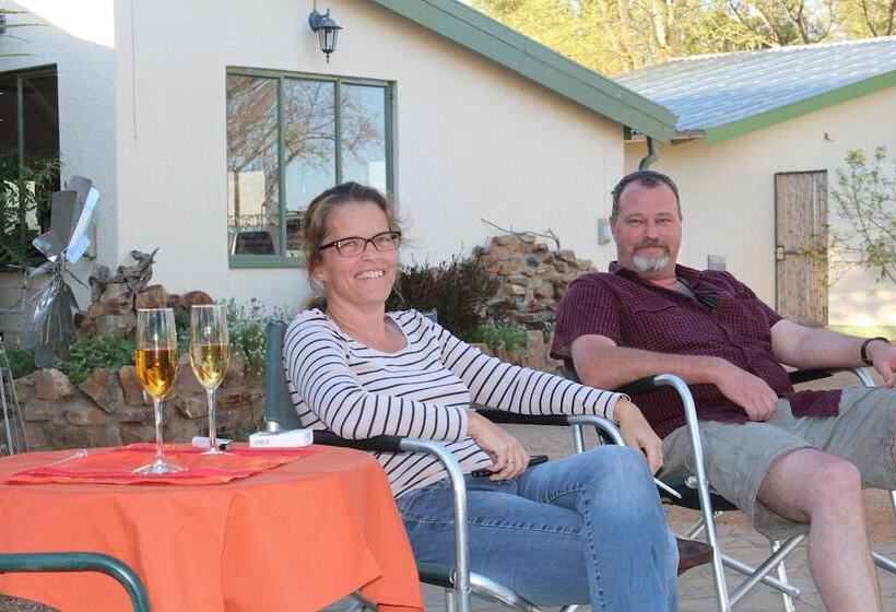 Pension Etango Ranch Guest Farm