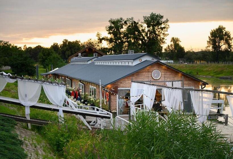 Apartamenty Kapitańskie   Pływające