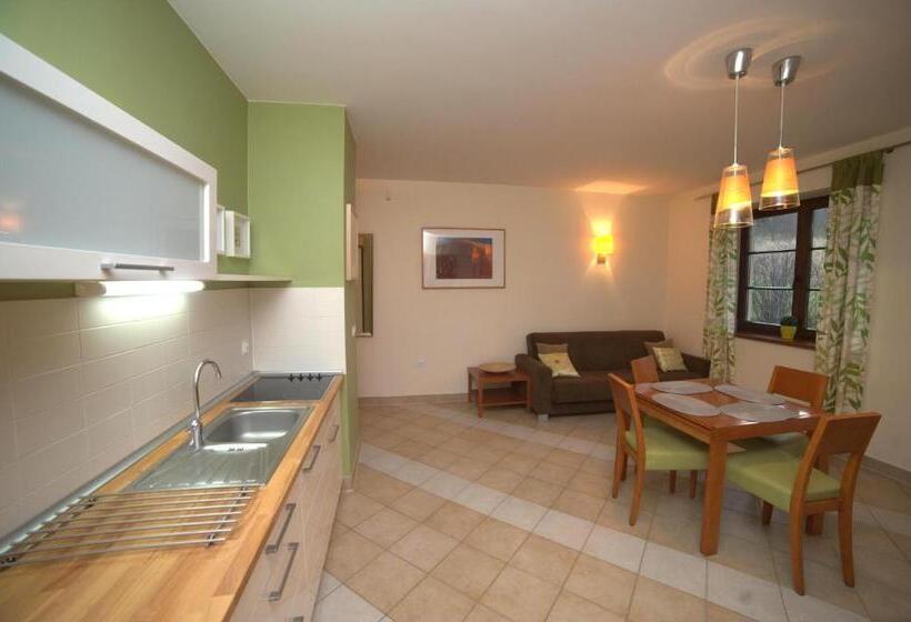 تختخواب و صبحانه Apartamenty Dom Na Wzgórzu Gardenia