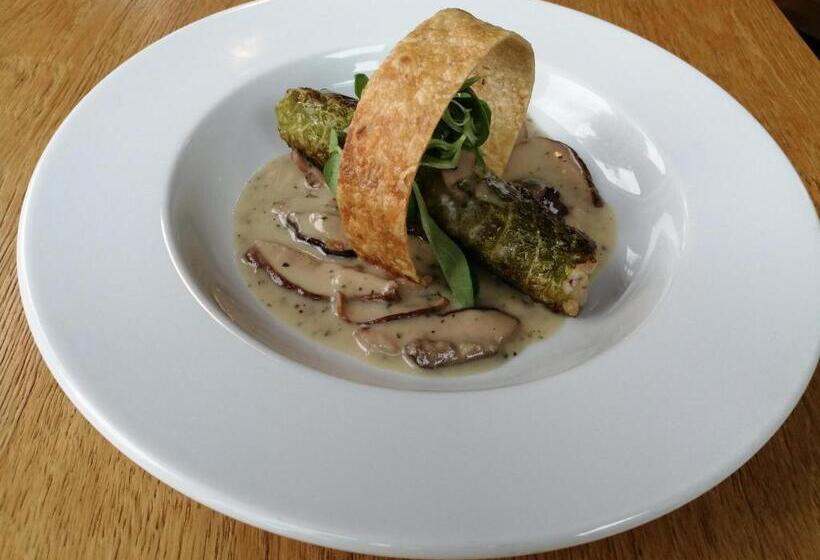 住宿加早餐  Salon Win Wine Bar & Apartments