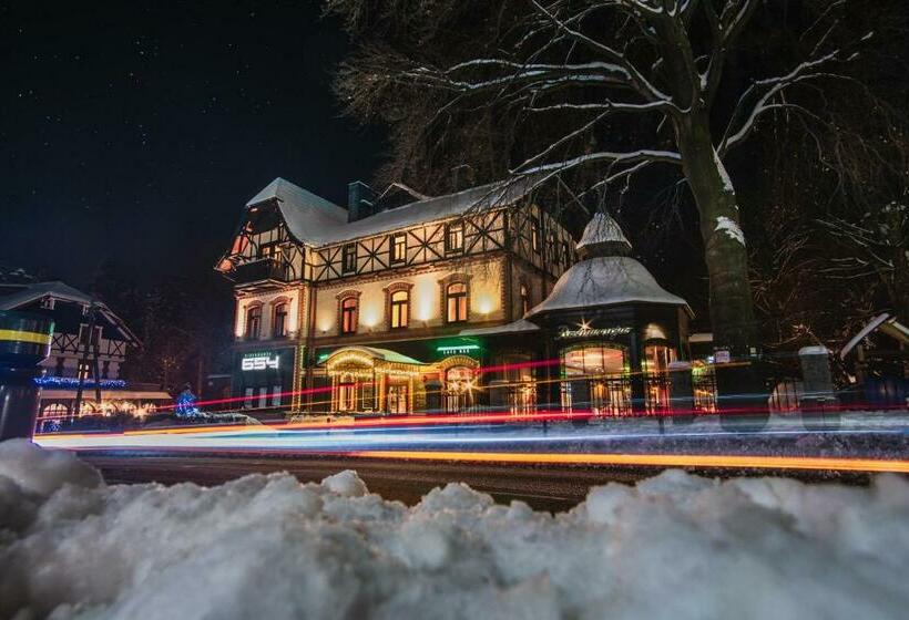 تختخواب و صبحانه Willa 654