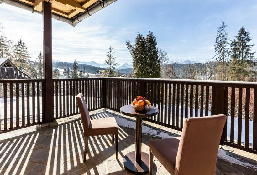 تختخواب و صبحانه Willa Hyrny