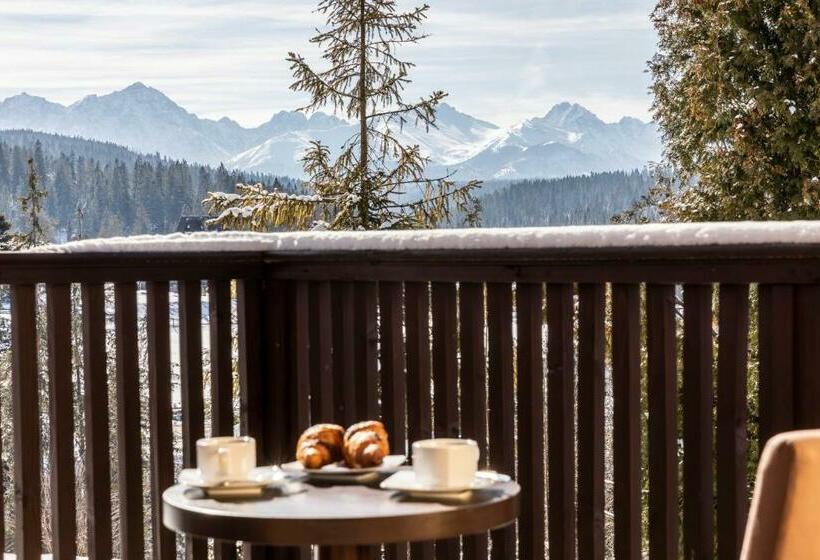 تختخواب و صبحانه Willa Hyrny