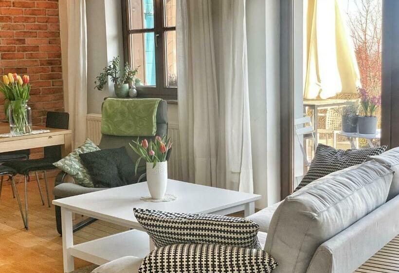 ベッドアンドブレックファースト Zagroda Na Pacanach