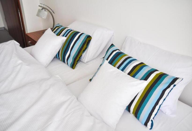 צימר Zajazd Dabie