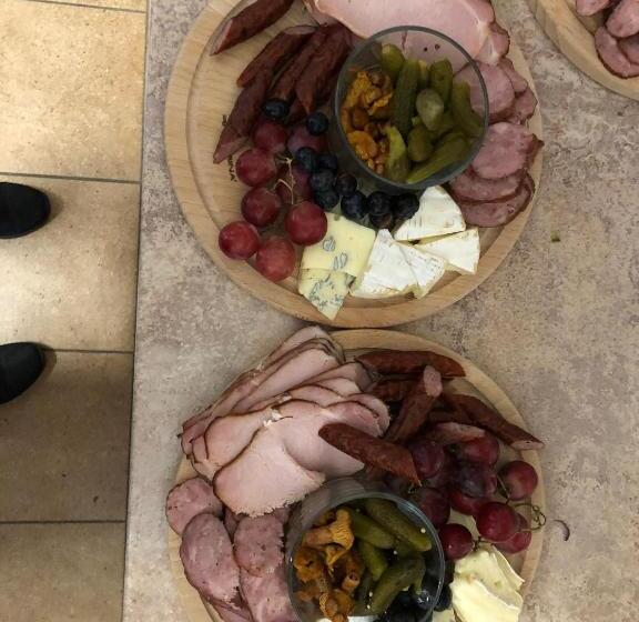 ホテル Bajanówka