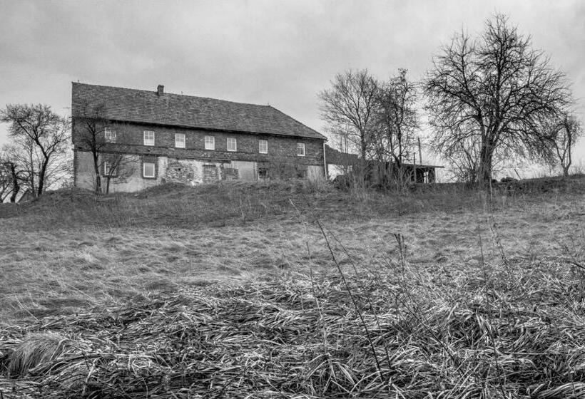 Отель Gospodarstwo Agroturystyczne Powierzówka