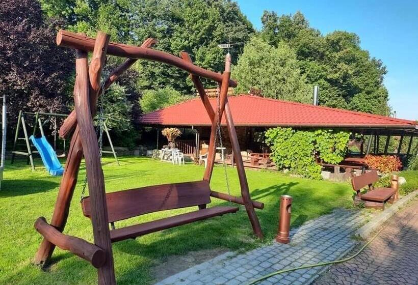 בית מלון כפרי Ośrodek Wypoczynkowy Max