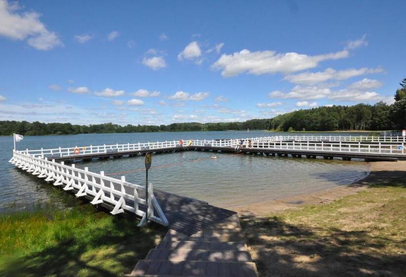 ユースホステル Pokoje Hotelowe Nad Jeziorem Jelen