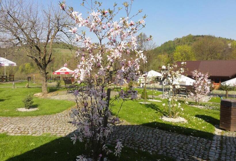 مبيت وإفطار Chata Nad Sztolnią