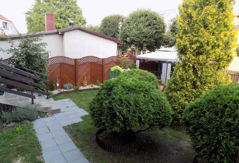 住宿加早餐  Dom Wczasowy Dorja